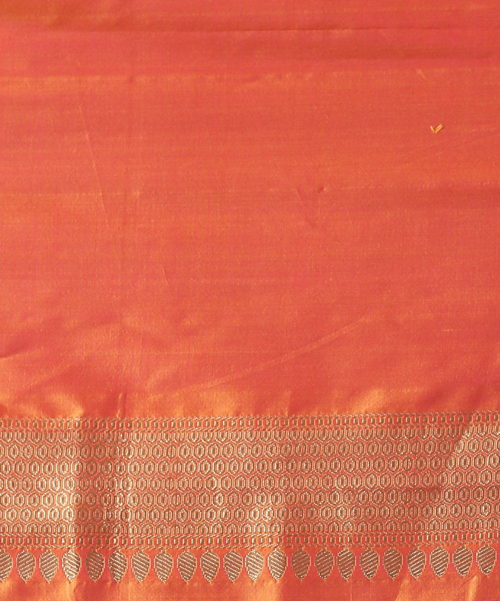 Yellow_And_Green_Handloom_Kadhwa_Rangkaat_Banarasi_Saree_WeaverStory_05