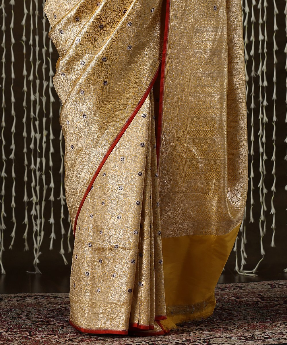 Yellow_Handloom_Kimkhab_Pure_Katan_Silk_Banarasi_Saree_WeaverStory_04
