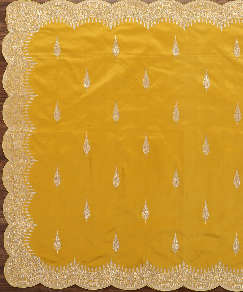 Yellow_Handloom_Scalloped_Border_Handloom_Banarasi_Dupatta_WeaverStory_02