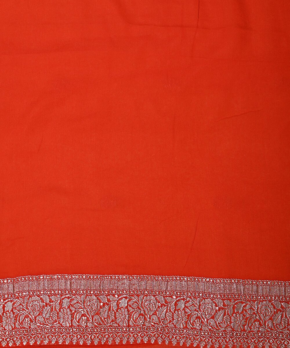 Yellow_Handloom_Silver_Zari_Banarasi_Georgette_Saree_with_Red_Selvedge_WeaverStory_05
