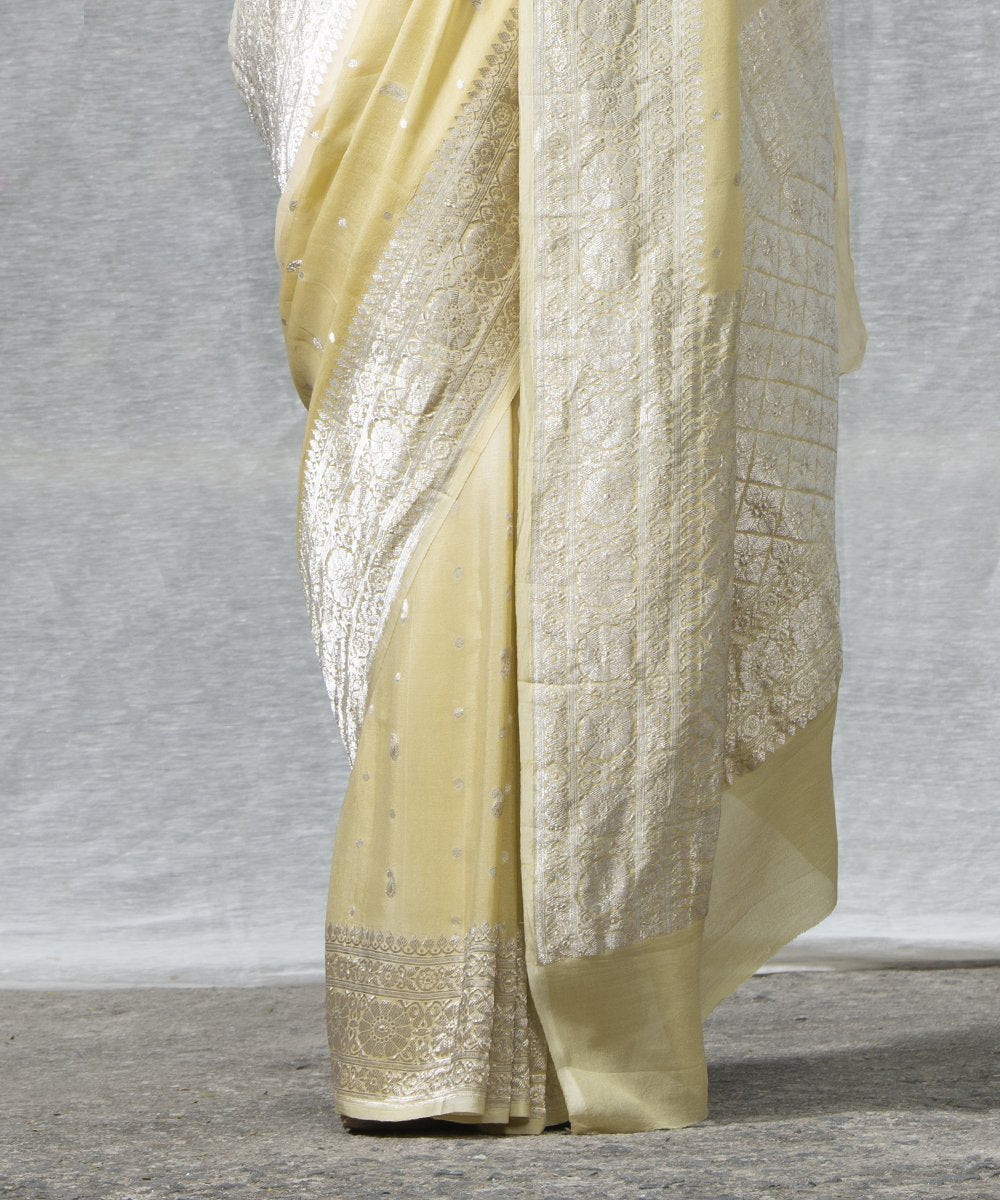 Yellow_Shaded_Handloom_Kadhwa_Booti_Pure_Georgette_Banarasi_Saree_WeaverStory_04