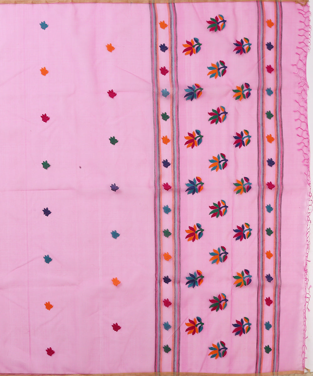 Pink_Handloom_Matka_Silk_Dhakai_Jamdani_Saree_With_Small_Lotus_Boota_WeaverStory_04