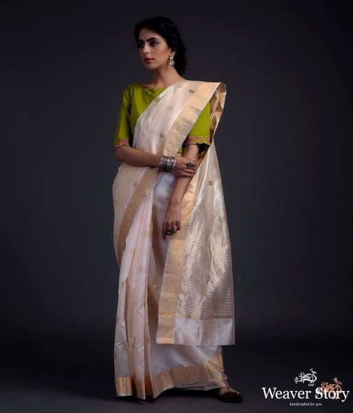 Soft_Peach_chanderi_silk_saree_with_small_floral_motifs_WeaverStory_02