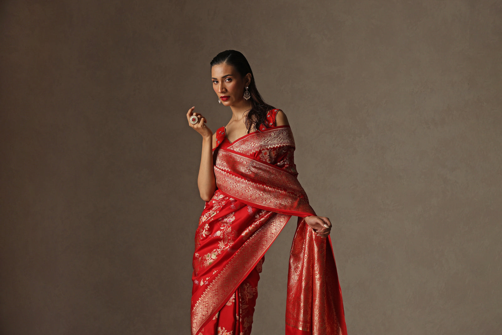 Draped in Heritage: Bollywood Beauties in Banarasi Sarees