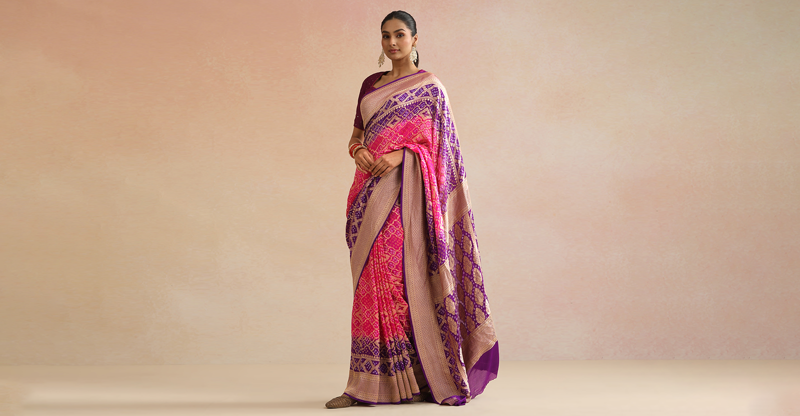 How to Wear Saree for Wedding Party: Complete Style Guide Including Winter Wedding Tips