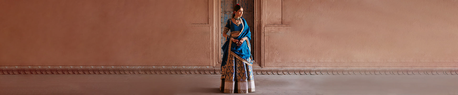 Pure_Banarasi_Wedding_Lehengas_Sets_For_Your_Special_Day_WeaverStory