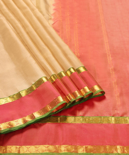 Peach_And_Golden_Pure_Silk_Kanjivaram_Saree_With_Pink_Border_WeaverStory_03