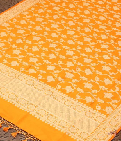 Handloom_Orange_Pure_Katan_Silk_Banarasi_Kadhwa_Jangla_Dupatta_WeaverStory_02