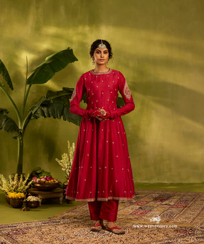 Bright_Red_Hand_Embroidered_Moonga_Silk_Anarkali_Set_With_Organza_Dupatta_WeaverStory03