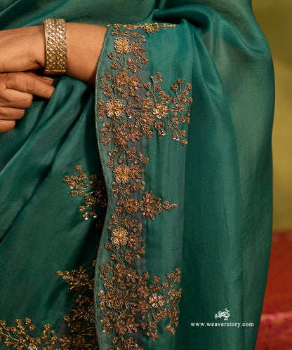 Teal_Handloom_Pure_Organza_Saree_With_Beautiful_Guldosi_Scalloped_Border_WeaverStory04