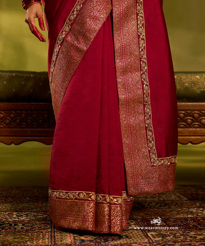 Red Pure Chiniya Silk Saree With Sanjab Border And Hand Embroidered Firoza Bel