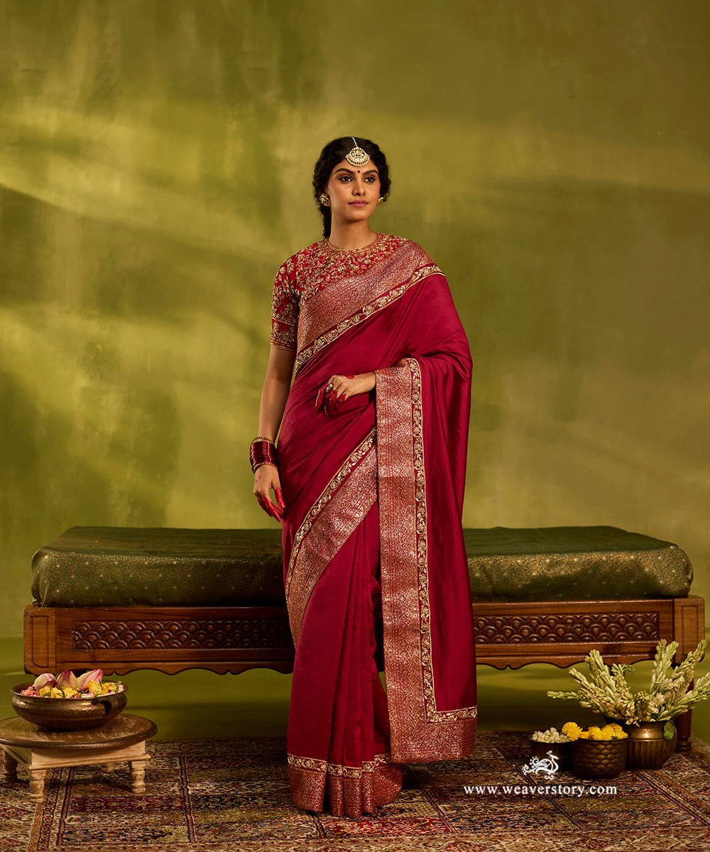 Red Pure Chiniya Silk Saree With Sanjab Border And Hand Embroidered Firoza Bel