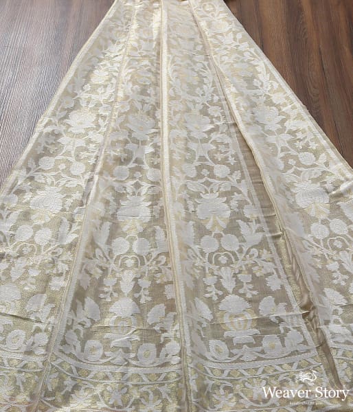 Handloom_Banarasi_lehenga_Offwhite_Tissue_Kadhwa_with_Meenakari_WeaverStory_02