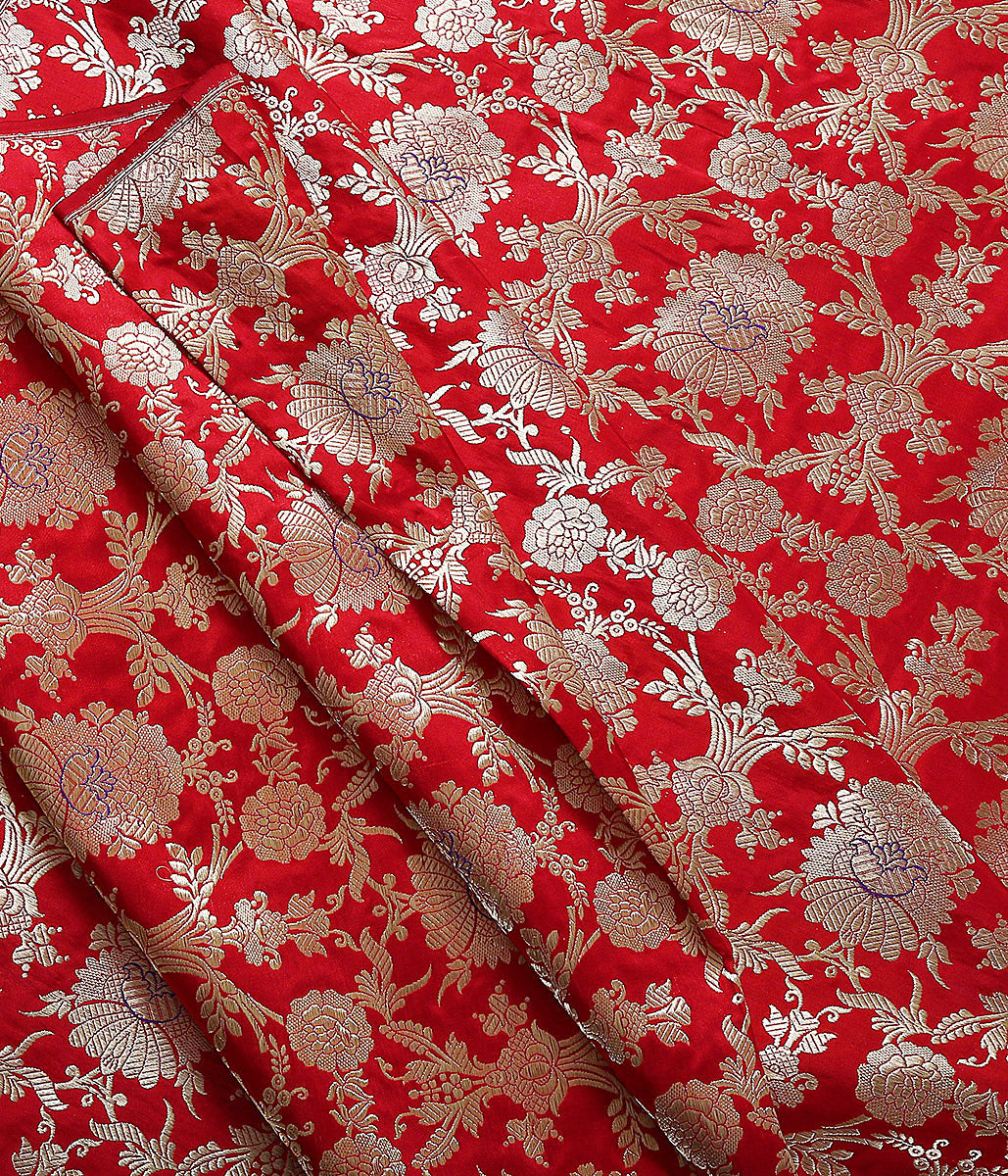 Handloom_Banarasi_Red_Kadhwa_Jangla_Fabric_WeaverStory_02