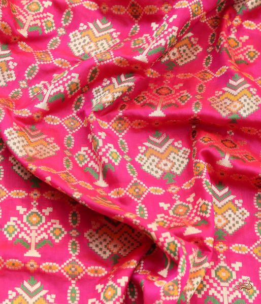 Pink_Katan_Silk_Dupatta,_with_Meenakari_Patola_Design_WeaverStory_05