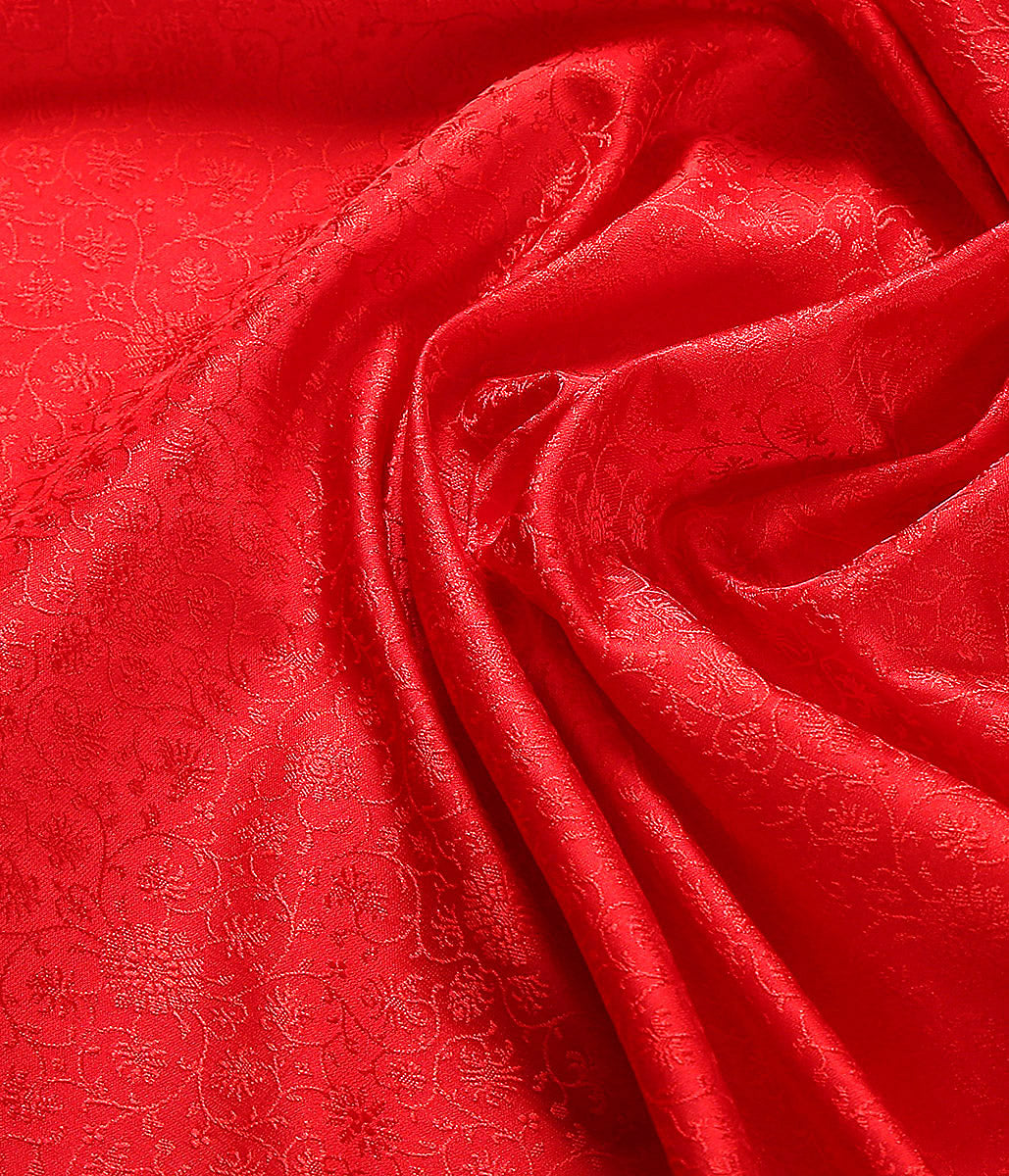 Handloom_Red_Self_Weave_Tanchoi_Fabric_WeaverStory_04