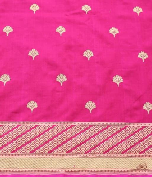 Handwoven_pink_banarasi_dupatta_with_Pankhi_boota_WeaverStory_05