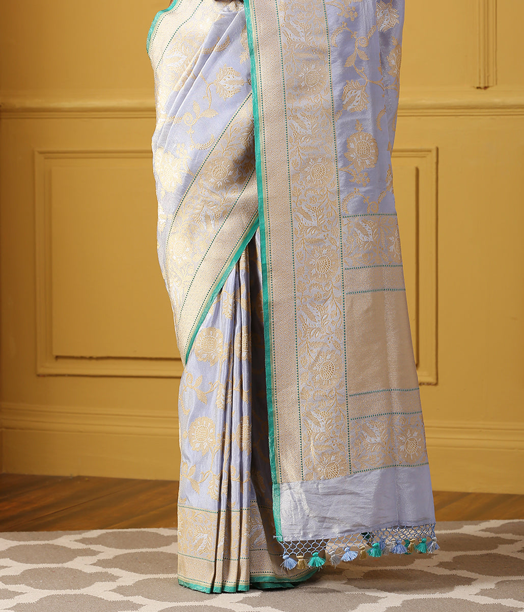 Handwoven_Sky_Blue_Kadhwa_Kora_Tissue_Jangla_Saree_WeaverStory_04