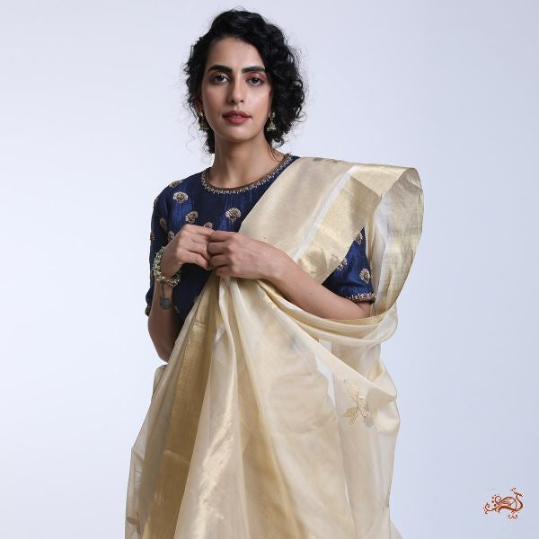 Handloom_beige_Chanderi_Saree_with_Sona_Rupa_Floral_motif_WeaverStory_01