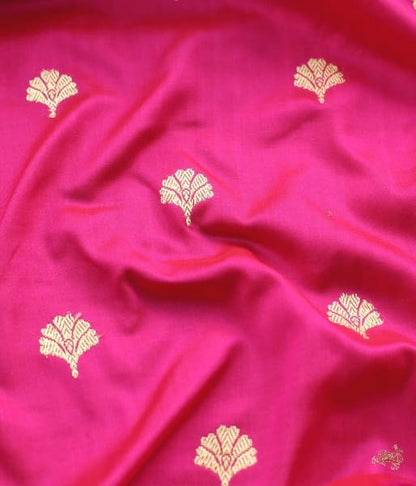 Handwoven_pink_banarasi_dupatta_with_Pankhi_boota_WeaverStory_06