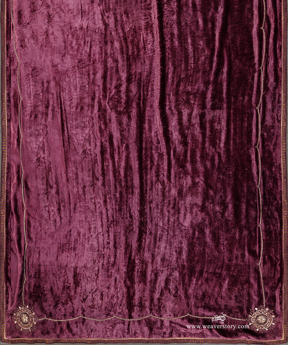 Onion Pink Hand Embroidered Velvet Doshala With Konia Round Boota and Border