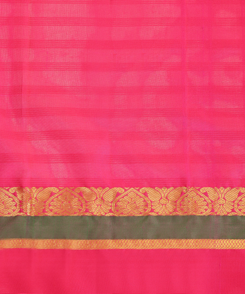 Peach and Pink Dual Tone Handloom Pure Silk Kanjivaram Saree With Gold Zari Border