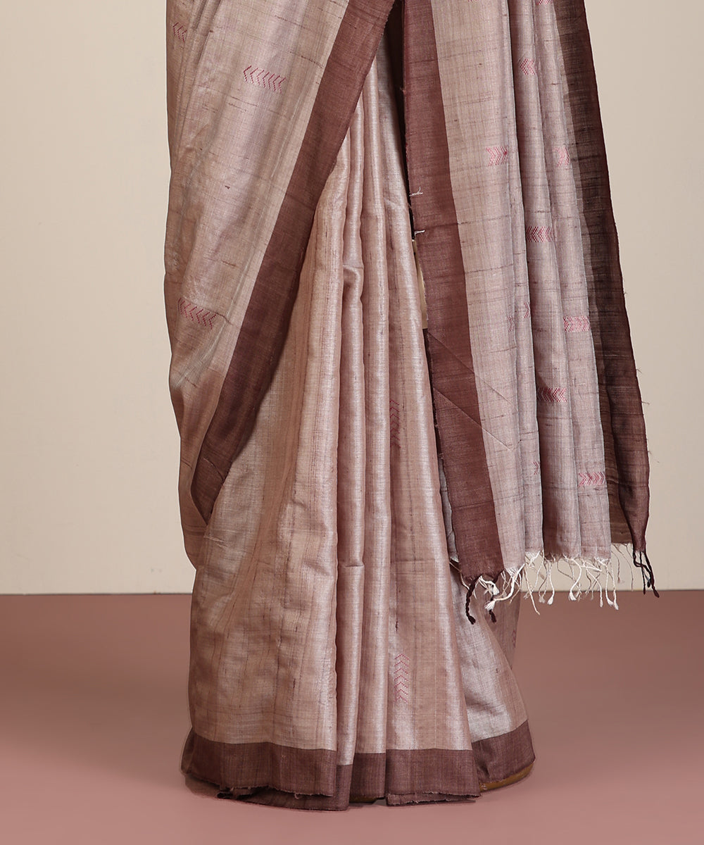 Grey Handloom Tussar Ikat Saree With Chevron Booti Motif
