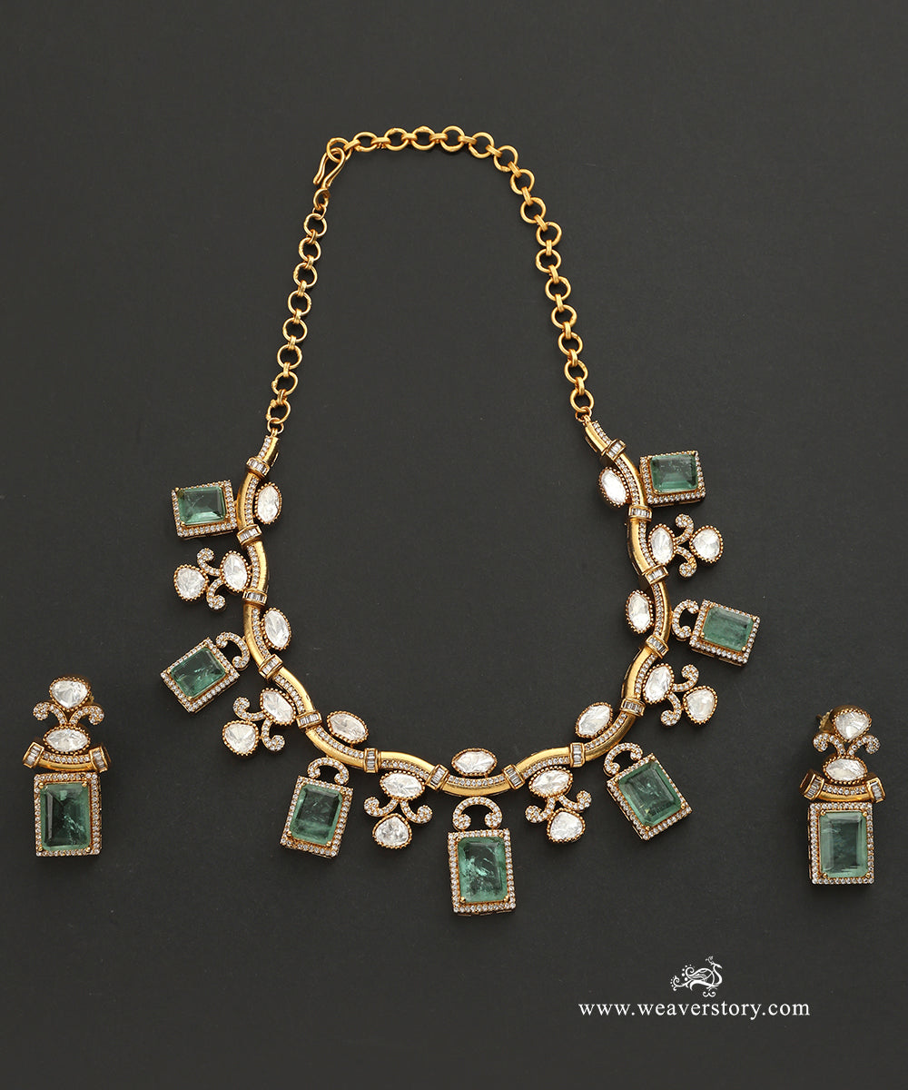 Lekha_Handcrafted_Necklace_Set_With_Green_Semi_Precious_Stone_WeaverStory_02