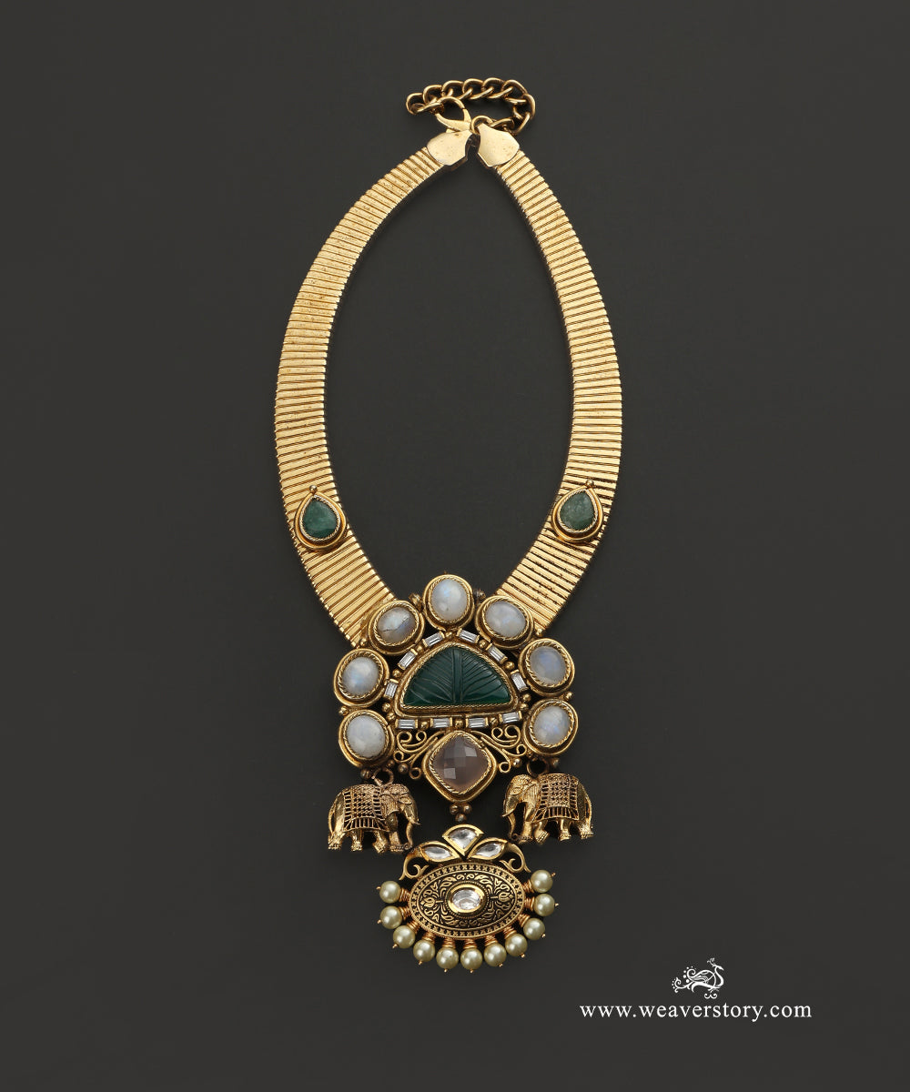 Anika_Handcrafted_Necklace_With_Semi_Precious_Stones_And_Elephant_Motifs_WeaverStory_02