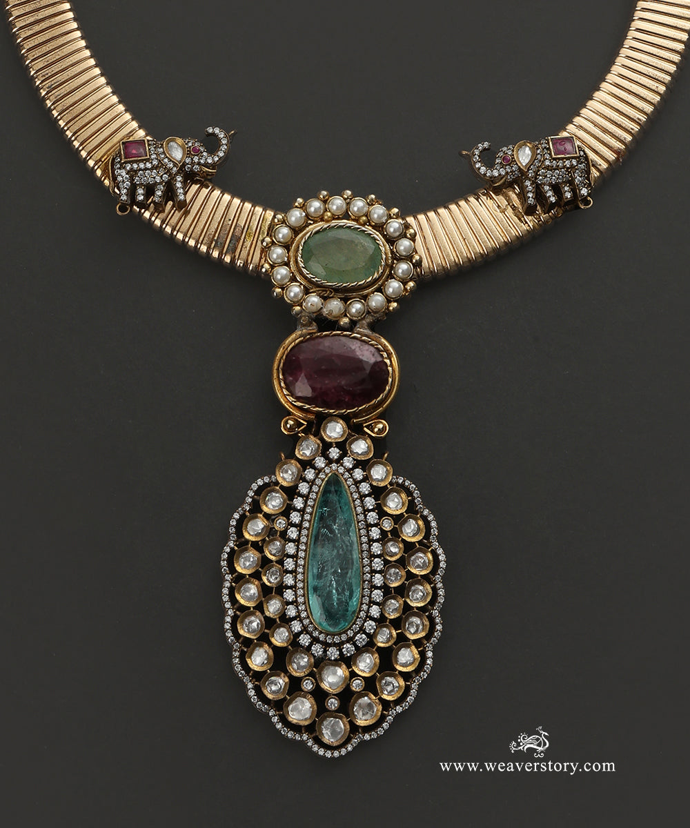 Kritika_Handcrafted_Necklace_With_Green_And_Red_Semi_Precious_Stones_And_Elephant_Motifs_WeaverStory_03