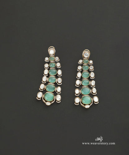 Amaira_Handcrafted_Earrings_With_Green_Semi_Precious_Stone_WeaverStory_02