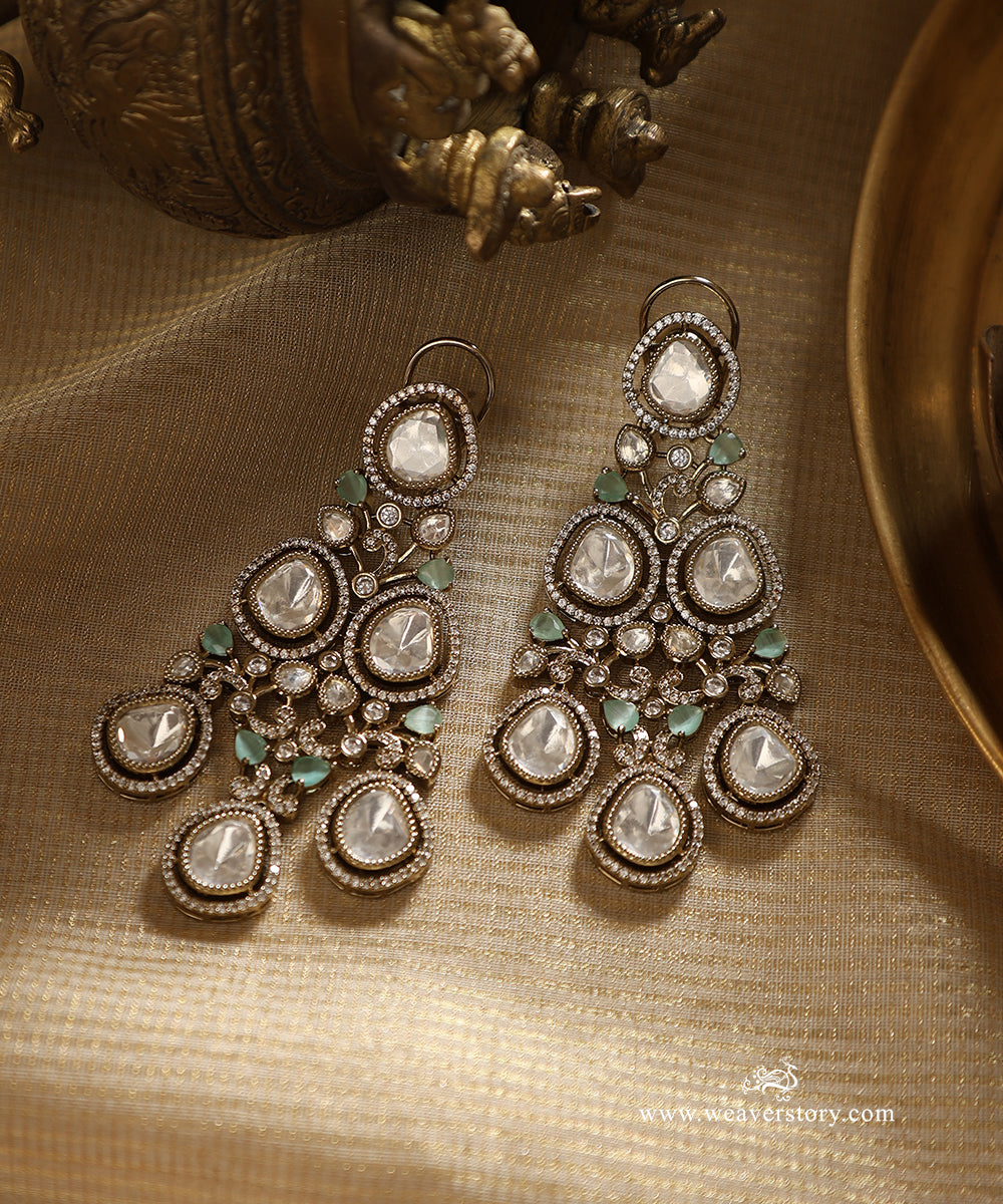 Amruta_Handcrafted_Earrings_With_Semi_Precious_Stones_WeaverStory_01