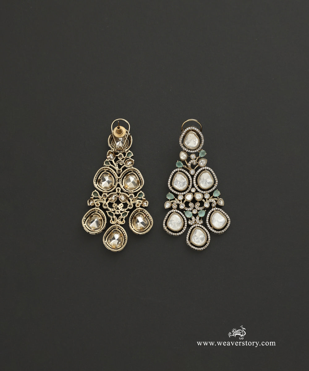 Amruta_Handcrafted_Earrings_With_Semi_Precious_Stones_WeaverStory_03