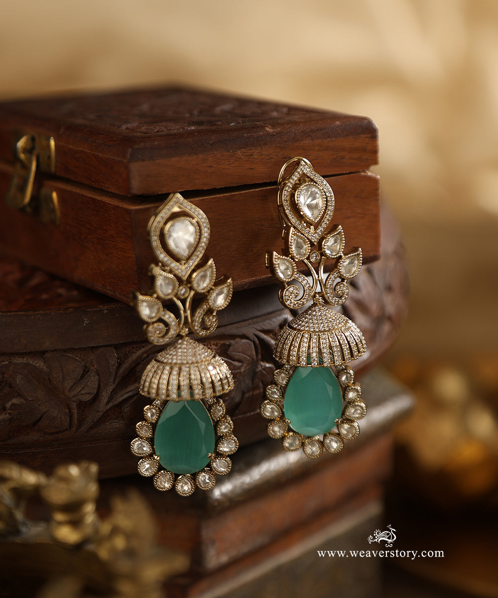 Bhavya_Handcrafted_Earrings_With_Semi_Precious_Stones_WeaverStory_01