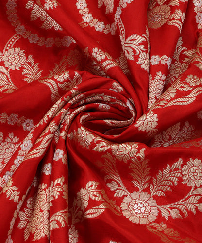 Handloom_Red_Pure_Katan_Silk_Cutwork_Banarasi_Dupatta_With_Gold_And_Silver_Jaal_WeaverStory_05