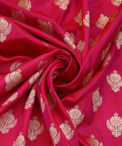 Handloom_Hot_Pink_Pure_Katan_Silk_Cutwork_Banarasi_Dupatta_With_Boota_WeaverStory_05