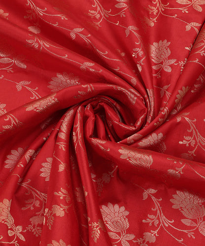 Handloom_Red_Pure_Katan_Silk_Banarasi_Dupatta_With_Floral_Cutwork_Jaal_WeaverStory_05