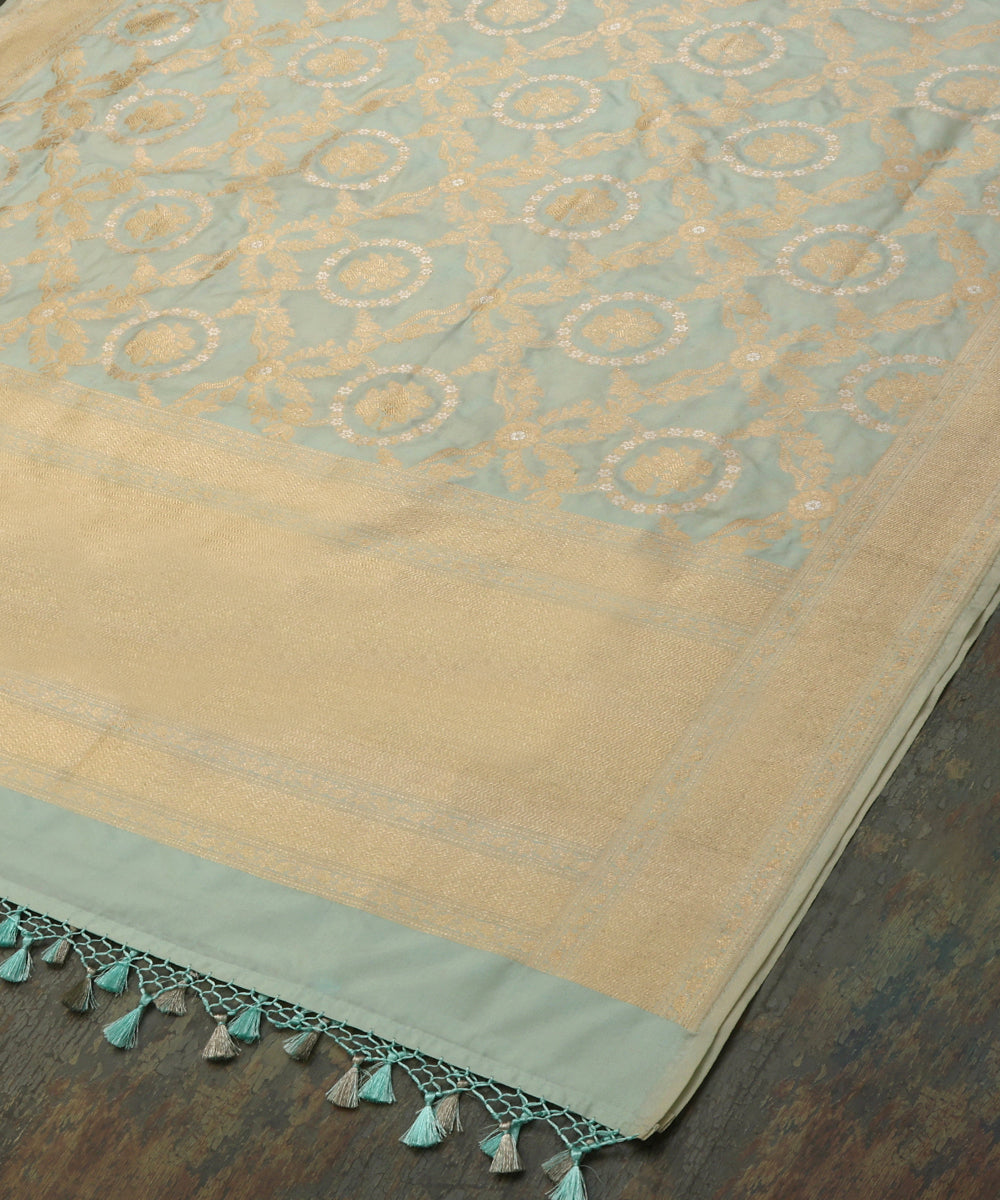 Ice_Blue_Handloom_Pure_Katan_Silk_Banarasi_Dupatta_With_Gold_Silver_Jaal_WeaverStory_03