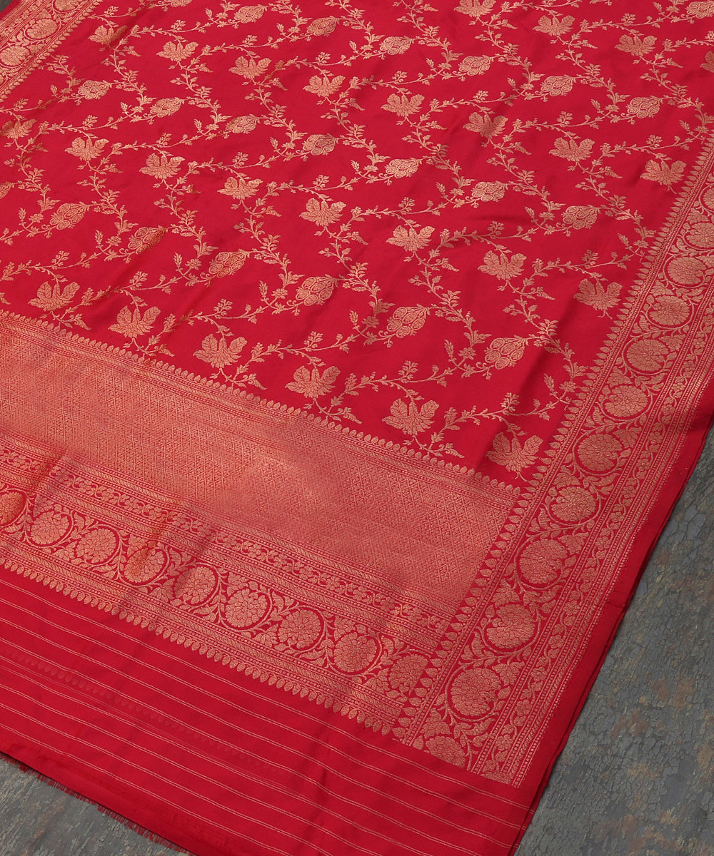 Handloom_Carrot_Pink_Pure_Katan_Silk_Dupatta_With_Jaal_WeaverStory_03