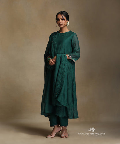 Teal_Hand_Embroidered_Pure_Chanderi_Kurta_With_Pants_And_Dupatta_WeaverStory_02