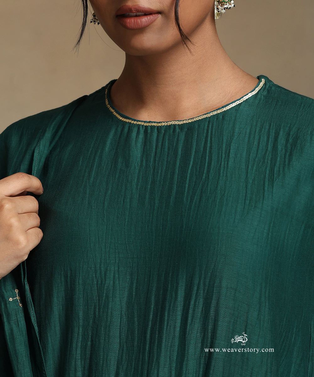 Teal_Hand_Embroidered_Pure_Chanderi_Kurta_With_Pants_And_Dupatta_WeaverStory_07