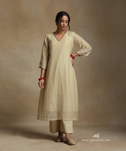 Ivory_Hand_Embroidered_Pure_Chanderi_Kurta_With_Pants_And_Dupatta_WeaverStory_04