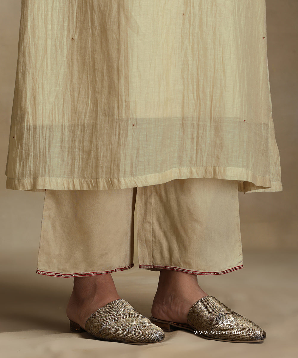 Ivory_Hand_Embroidered_Pure_Chanderi_Kurta_With_Pants_And_Dupatta_WeaverStory_05