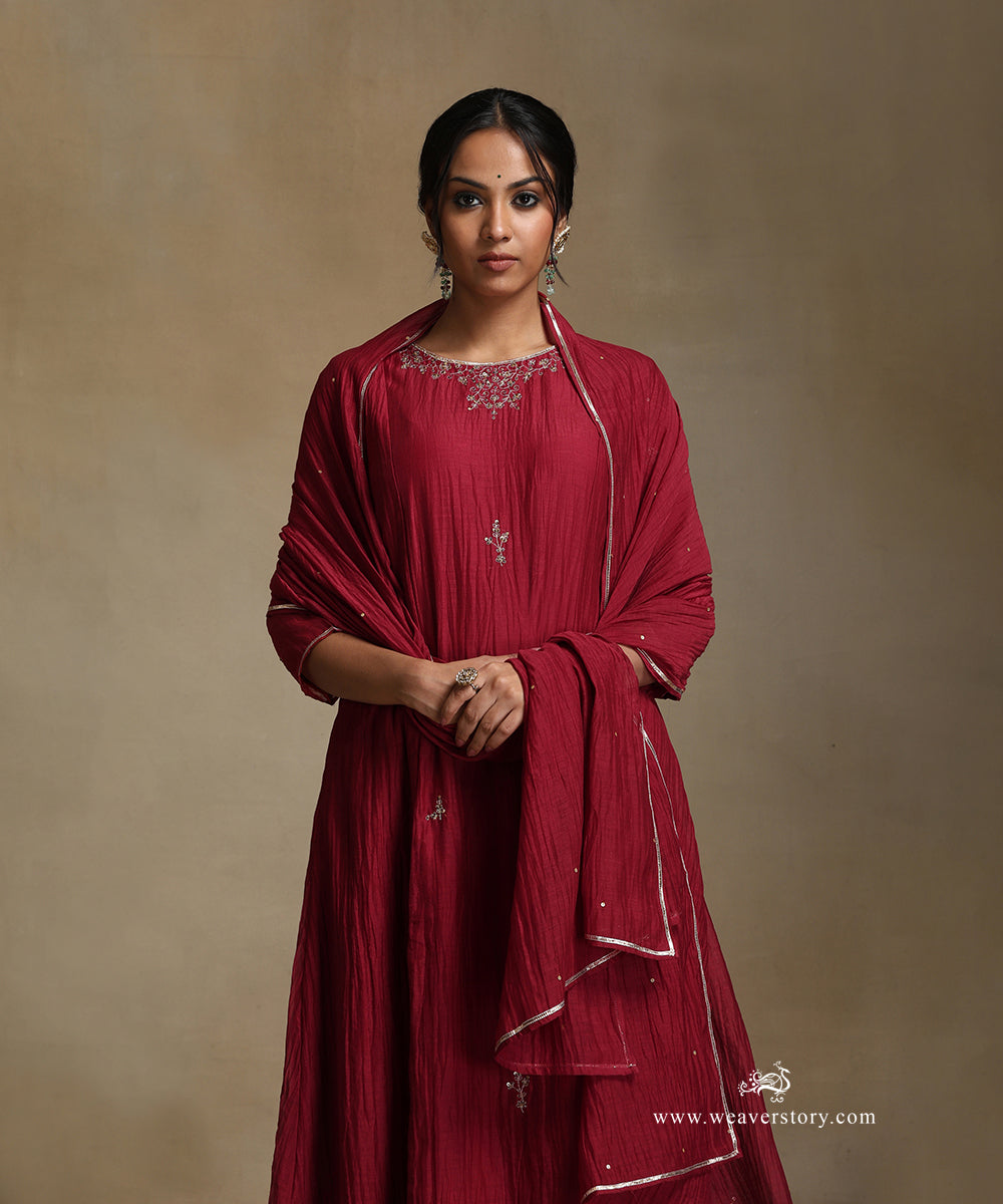 Red_Hand_Embroidered_Round_Neck_A-Line_Pure_Chanderi_Kurta_With_Pants_And_Dupatta_WeaverStory_01