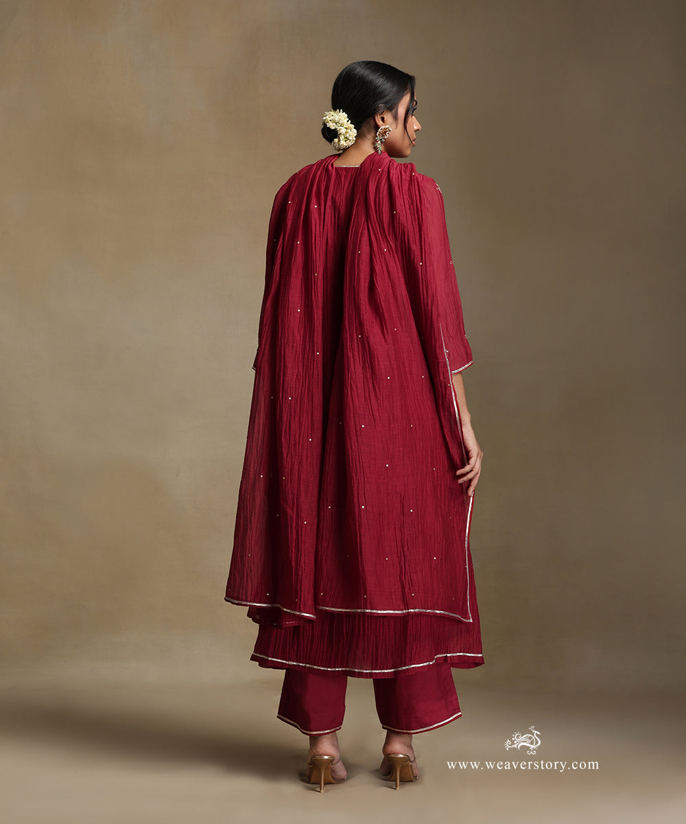 Red_Hand_Embroidered_Round_Neck_A-Line_Pure_Chanderi_Kurta_With_Pants_And_Dupatta_WeaverStory_04