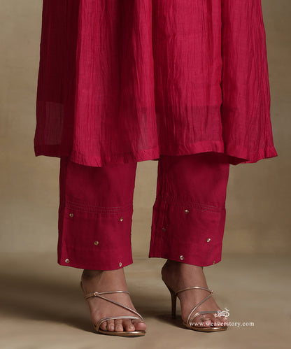 Pink_Hand_Embroidered_Pure_Chanderi_Kurta_With_Pants_And_Dupatta_WeaverStory_05