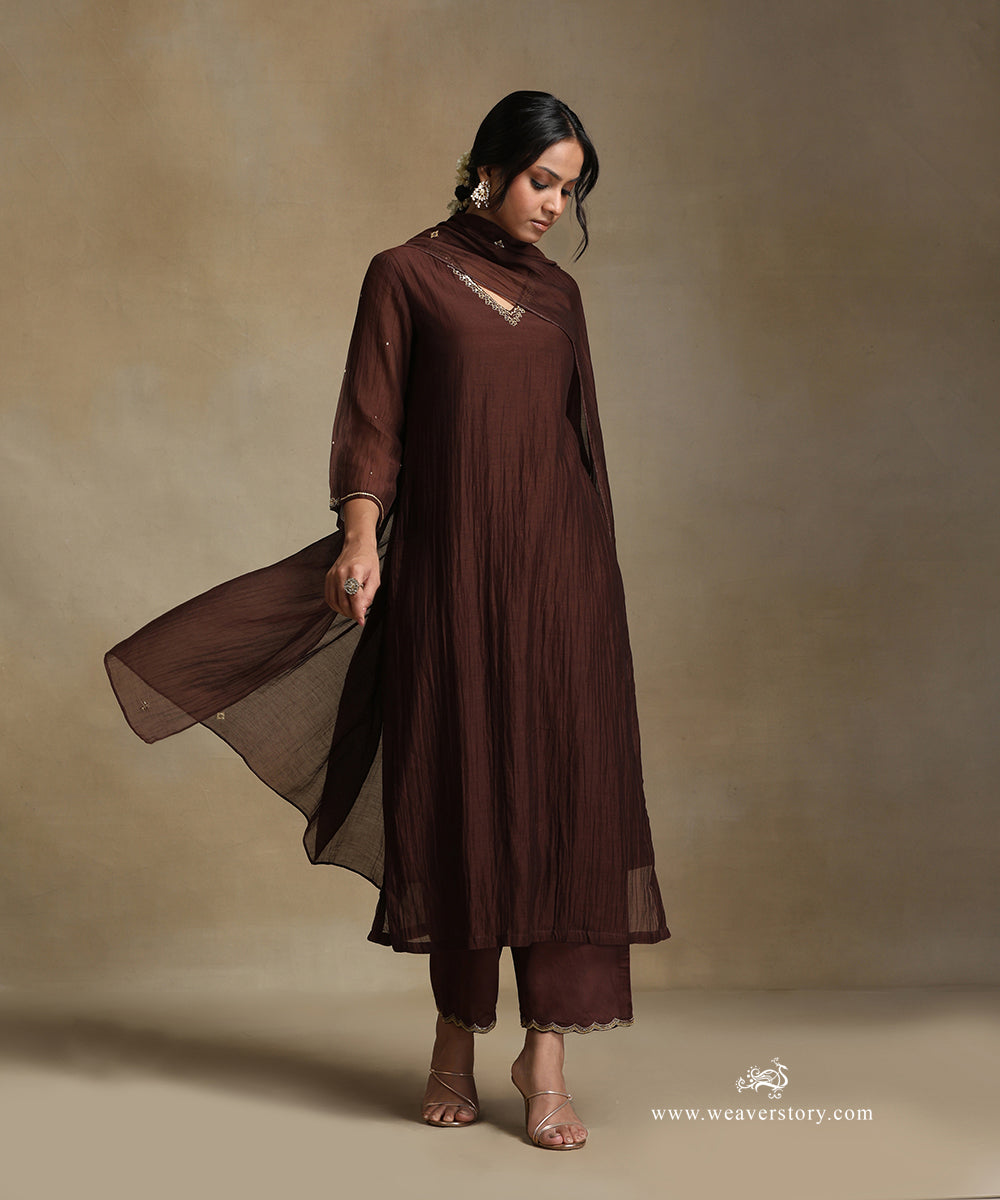 Brown_Hand_Embroidered_Pure_Chanderi_Kurta_With_Pants_And_Dupatta_WeaverStory_06