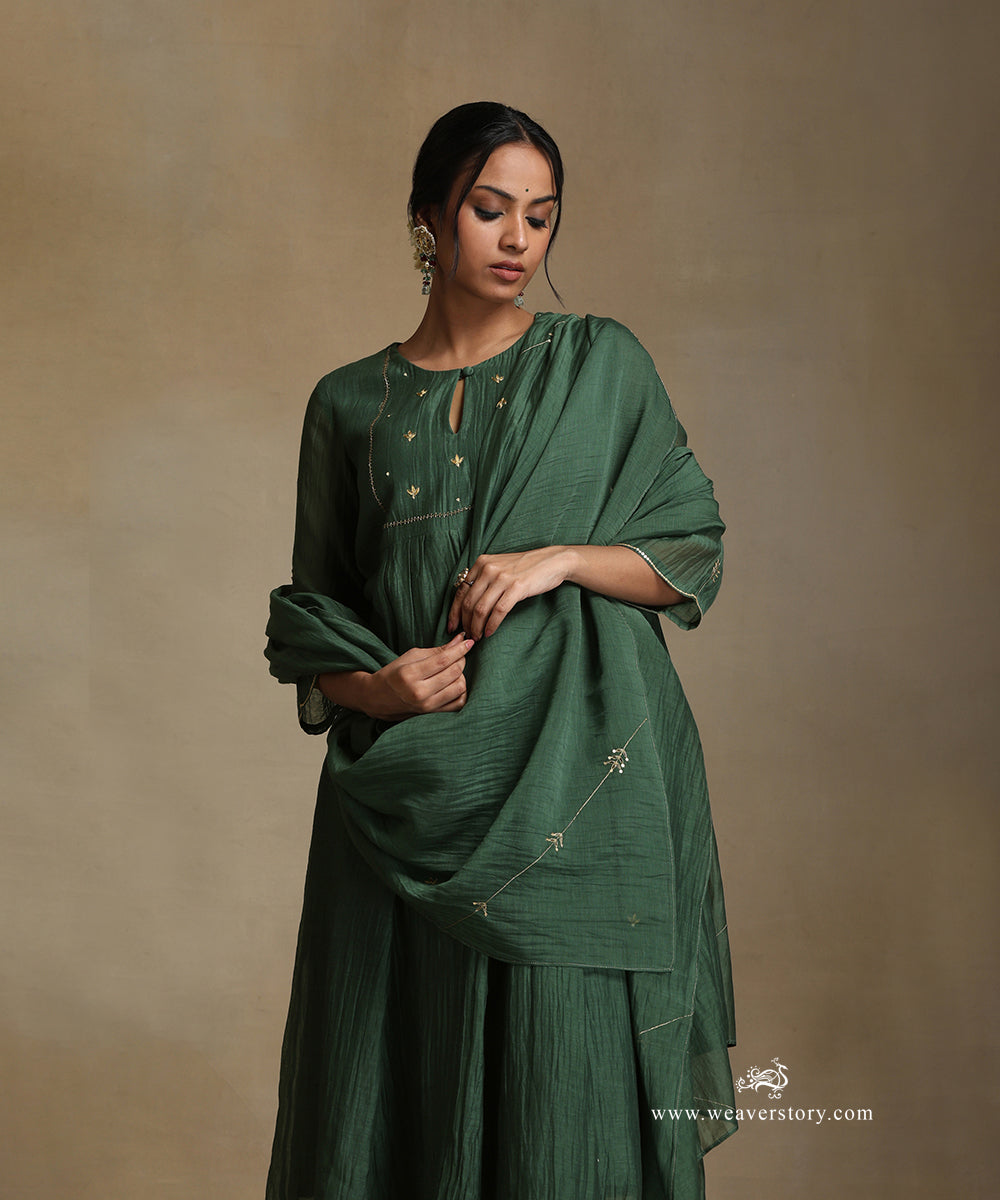 Green_Hand_Embroidered_Pure_Chanderi_Kurta_With_Pants_And_Dupatta_WeaverStory_01