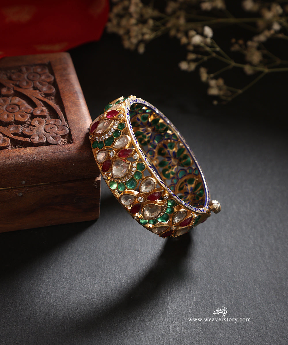 Aliyah_Handcrafted_Silver_Openable_Bandle_With_Meenakari_Jadau_Work_WeaverStory_01