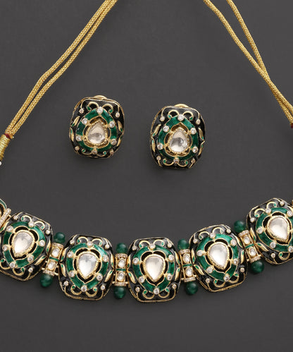 Shyamala_Black_&amp;_Green_Meenakari_Kundan_Choker_Set_WeaverStory_03